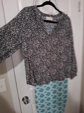 Universal Thread button-down shirt, black/white, size Medium